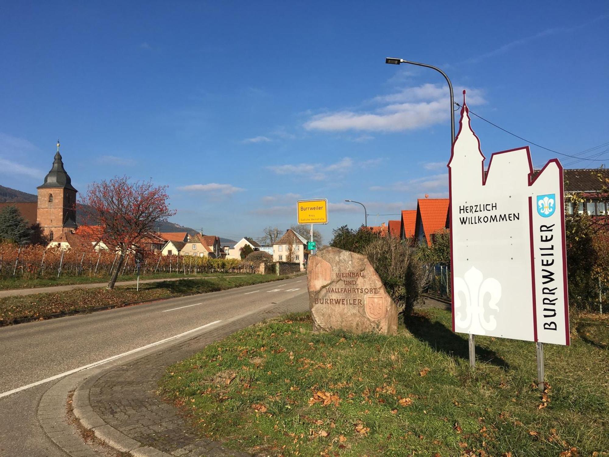Ferienwohnung Suedpfalzblick Burrweiler Eksteriør bilde
